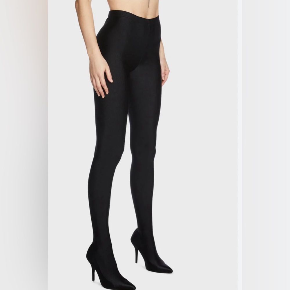 NWT Azalea Wang Taytay Black stiletto pant boot pointed heel all in one sz 7.5